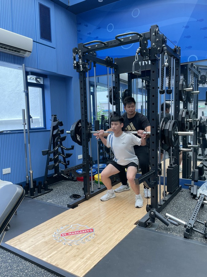 GYM Room - Fitness Kingdom