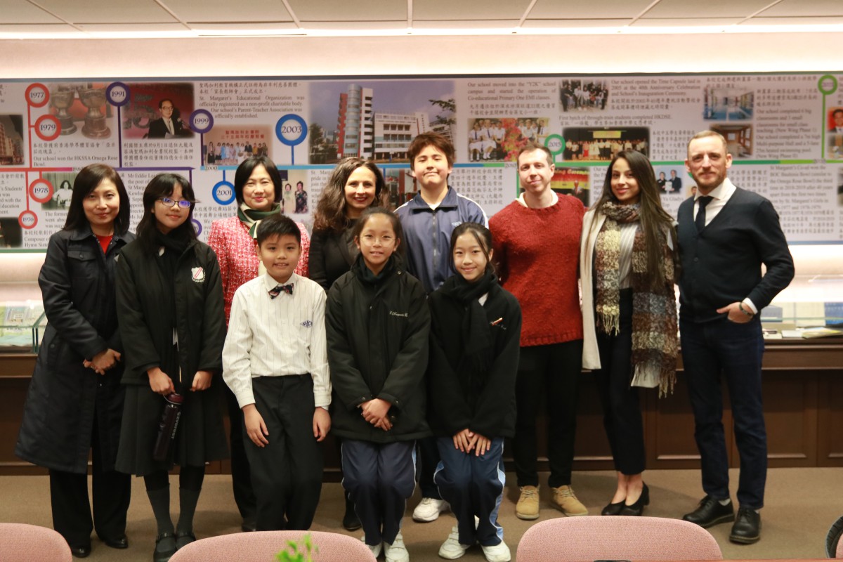 Visitors from Embajada de Espana (Embassy of Spain)