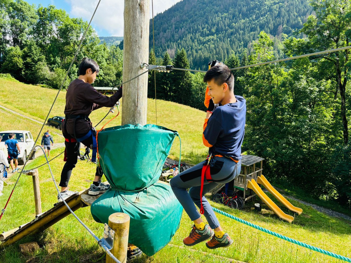French Study Tour in the Alps and Geneva