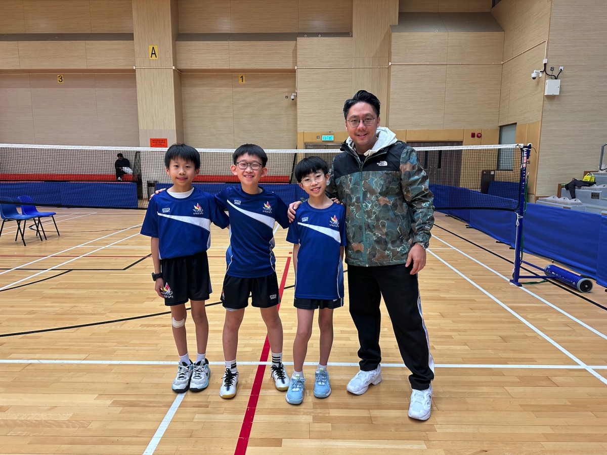 Easy Sport Badminton Competition