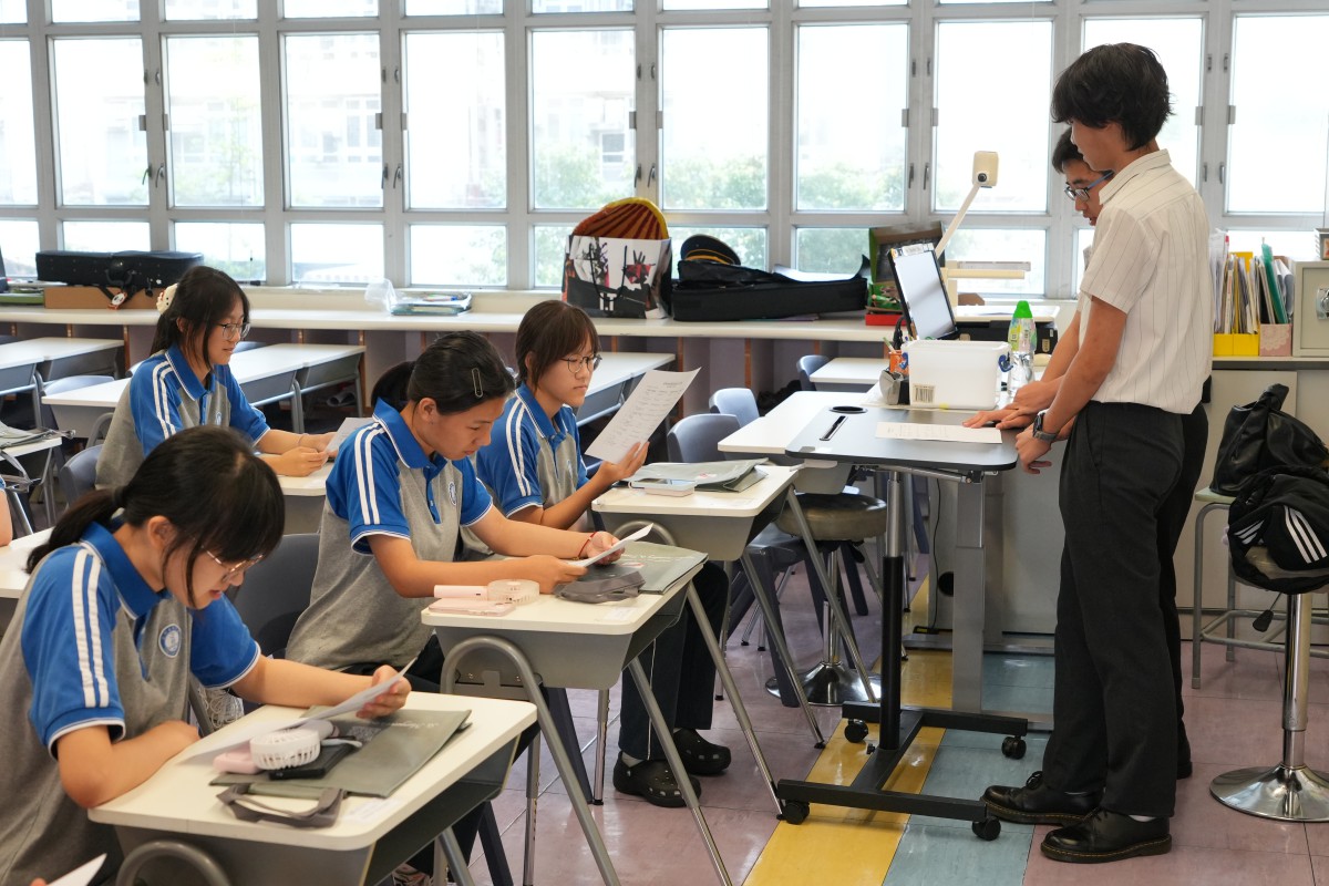 A Fruitful Educational Exchange with Two Elite Schools from Jiangsu, Mainland China